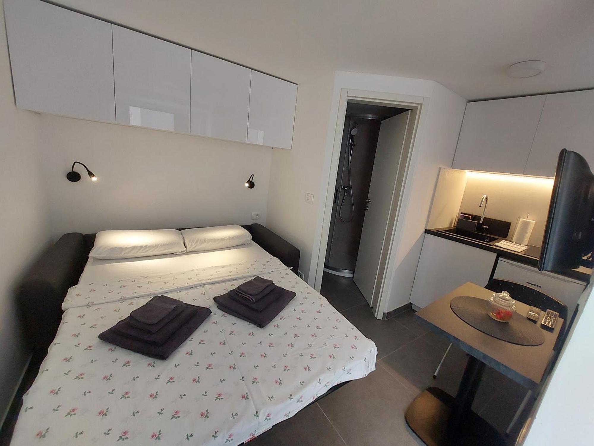 Apartments R&B バスカ エクステリア 写真